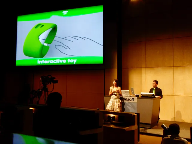 Presentación de la pulsera interactiva de Foodmates en el Microsoft Research Faculty Summit 2008, Redmond