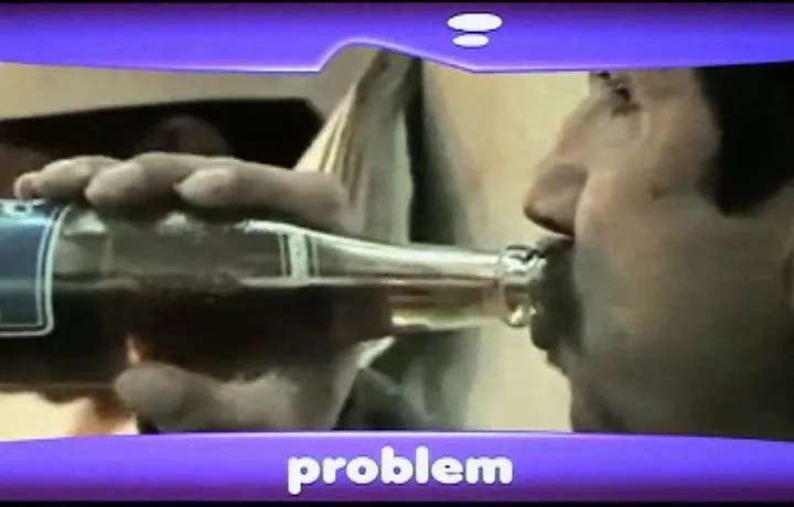 Diapositiva «problem» de la presentación de 2008: una persona tomando refresco de botella
